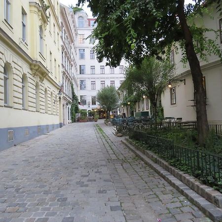 Ferienwohnungen Spittelberg Schrankgasse Viena Quarto foto